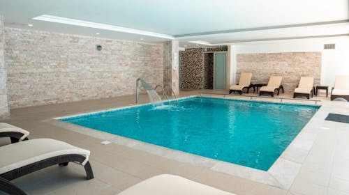 Garden City Hotel & Resort - Wellness odmor za parove u mirnoj oazi, Konjic, Bosna i Hercegovina - 91,50 EUR - 1x noćenje u dvokrevetnoj sobi za 2 osobe, Doručak