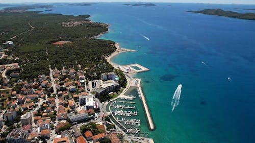 Villa Angie - Obiteljski odmor u Biogradu na Moru, Biograd na Moru, Hrvatska - 226 EUR - 5x noćenje u moderno opremljenom apartmanu za 4 osobe, Posteljina i ručnici