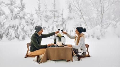 Wellness & Spa Apartmaji Bolfenk - Čarobna zima na Pohorju, Pohorje, Slovenija - 419 EUR - 2x noćenje u Deluxe apartmanu za 4 osobe, Neograničeno korištenje WellNest unutarnjega bazena od 12 do 20 sati