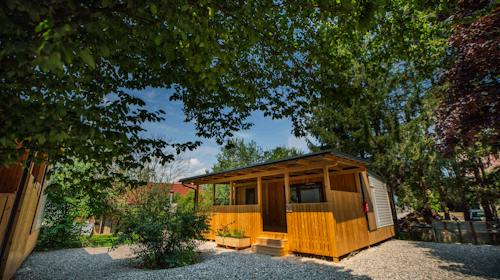 Camping Menina - Odmor u drvenim kućicama, Rečica ob Savinji, Slovenija - 150 EUR - 2x noćenje u mobilnoj kućici, drvenoj eko kućici ili bungalovu (ovisno o raspoloživosti) za 4 osobe, Opremljena kuhinja