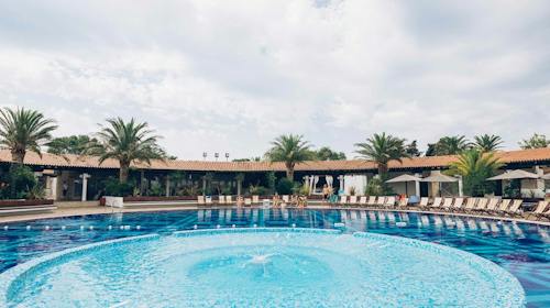 Hotel Slovenska plaža - Jesenski odmor u Budvi, Budva, Crna Gora - 360 EUR - 3x noćenje u Standard dvokrevetnoj sobi s balkonom za 2 osobe, Polupansion (buffet doručak i večera)