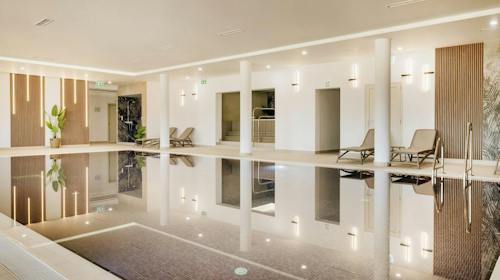 Hotel Nautica - Jesenski wellness odmor u Novigradu tijekom tjedna, Novigrad, Hrvatska - 269 EUR - 2x noćenje u dvokrevetnoj Superior sobi s balkonom i pogledom na park za 2 osobe, Polupansion