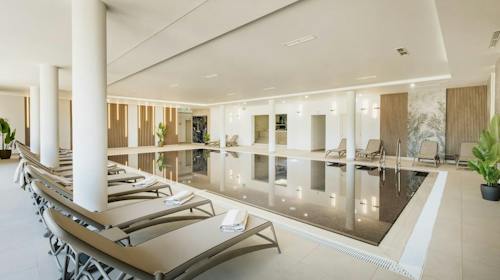 Hotel Nautica - Jesenski wellness vikend odmor u Novigradu, Novigrad, Hrvatska - 299 EUR - 2x noćenje u dvokrevetnoj Superior sobi s balkonom i pogledom na park za 2 osobe, Polupansion