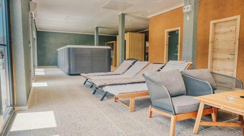 Ribarski Konaci - Wellness odmor - Apartman, Doboj, Bosna i Hercegovina - 132,50 EUR - 2x noćenje u apartmanu s kadom ili hidromasažnim tušem za 2 osobe (1 dijete do 12 godina besplatno), Doručak