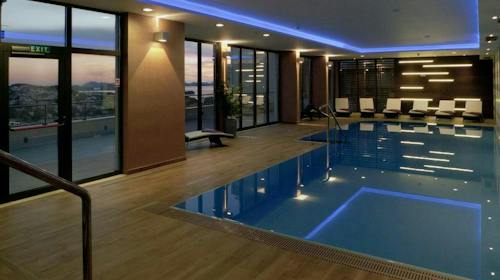 Hotel Adria - Romantična zima u Dubrovniku, Dubrovnik, Hrvatska - 590 EUR - 5x noćenje u Standard dvokrevetnoj sobi pogled more s balkonom za 2 osobe, Polupansion
