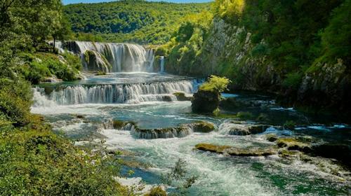 Hotel Swiss Plus - Jesenski odmor u Bihaću, Bihać, Bosna i Hercegovina - 99 EUR - 1x noćenje u dvokrevetnoj sobi za 2 osobe (1 dijete do 7 godina besplatno), Polupansion