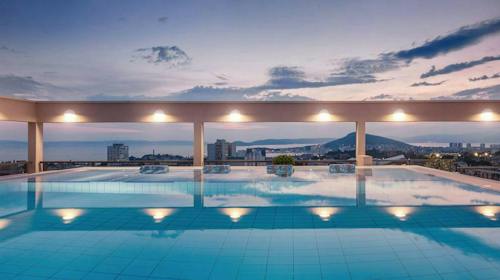 Dioklecijan Hotel & Residence - Romantični ili obiteljski odmor u Splitu, Split, Hrvatska - 275 EUR - 2x noćenje u dvokrevetnoj Superior sobi s balkonom i pogledom na more za 2 osobe (1 dijete do 7,99 godina besplatno), Bogati doručak