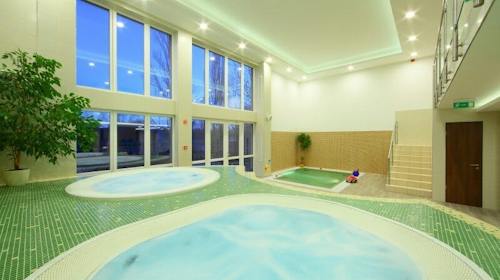 Hotel Margareta Business&Leisure Balatonfured - Obiteljski odmor u Mađarskoj, Balatonfüred, Mađarska - 339 EUR - 2x noćenje u dvokrevetnoj Standard sobi za 2 osobe (1 dijete do 11,99 godina besplatno), Polupansion