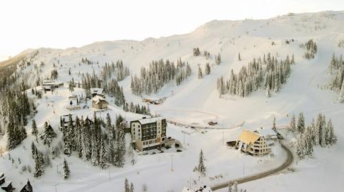 Aparthotel Rajska - Novogodišnji odmor na Jahorini za 4 osobe, Jahorina, Bosna i Hercegovina - 1.808 EUR - 7x noćenje u dvosobnom apartmanu za 4 osobe, Besplatan Wi-Fi