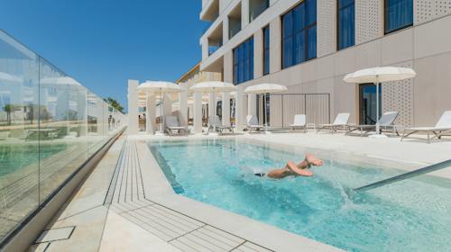 Monumenti Heritage Hotel & Resort - Wellness odmor u vrhunskom hotelu - Luxury drop, Pula, Hrvatska - 105 EUR - 1x noćenje u Heritage sobi morska strana za 2 osobe, Bogati buffet doručak