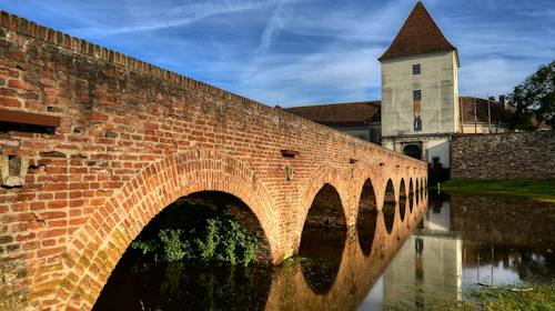 Hotel Bassiana Sarvar - Adults Only odmor , Sárvár, Mađarska - 344 EUR - 3x noćenje u Royal sobi za 2 osobe, Polupansion