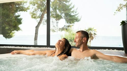 Hotel Pinija - Wellness čarolija za dvoje uz puni pansion - Posebna akcija, Petrčane, Hrvatska - 249 EUR - 2x noćenje u dvokrevetnoj Classic sobi za 2 osobe, Puni pansion