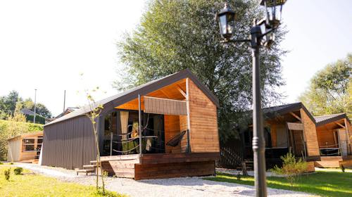 Glamping Resort Halicanum - Toplice Sveti Martin - Obiteljski odmor, Sveti Martin na Muri, Hrvatska - 199 EUR - 2x noćenje u luksuznoj kućici s privatnom saunom i kadom na terasi za 2 osobe, Doručak