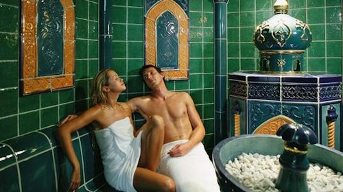 Hoteli LifeClass Roulette - Romantično termalno opuštanje za dvoje s uključenom Wai Thai masažom, Portorož, Slovenija - 392 EUR - 2x noćenje u dvokrevetnoj sobi za 2 osobe, Polupansion