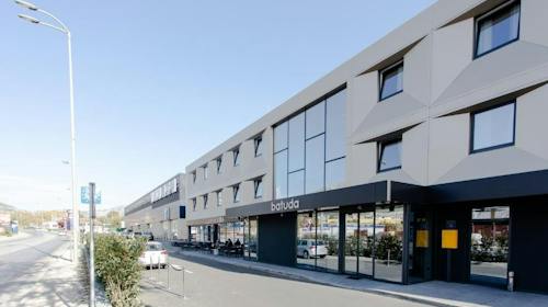 Hotel Batuda - Jesensko-zimski obiteljski odmor u Splitu, Split, Hrvatska - 82 EUR - 1x noćenje u dvokrevetnoj sobi za 2 osobe (1 dijete do 6 godina besplatno), Doručak
