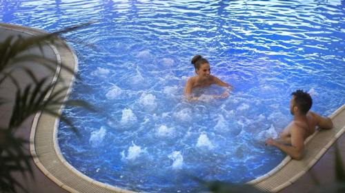 Grand Hotel Adriatic 4* - Luksuzno wellness vikend opuštanje u Opatiji, Opatija, Hrvatska - 319 EUR - 2x noćenje u dvokrevetnoj Superior sobi za 2 osobe, Polupansion