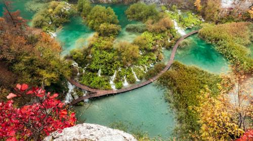 Hotel Jezero - Jesenski odmor na Plitvičkim jezerima s uključenim ulaznicama, Plitvička jezera, Hrvatska - 285 EUR - 2x noćenje u dvokrevetnoj Standard sobi za 2 osobe, Polupansion