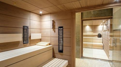 Hotel Hills Spa & Thermal Resort - Paket wellnessa i zabave u Sarajevu, Sarajevo, Bosna i Hercegovina - 216 EUR - 2x noćenje u dvokrevetnoj Deluxe sobi za 2 osobe (1 dijete do 6 godina besplatno), Doručak