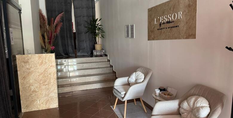 Dubinsko čišćenje lica u salonu L'Essor Beauty & Academy - mehaničko čišćenje s ultrazvučnom špatulom