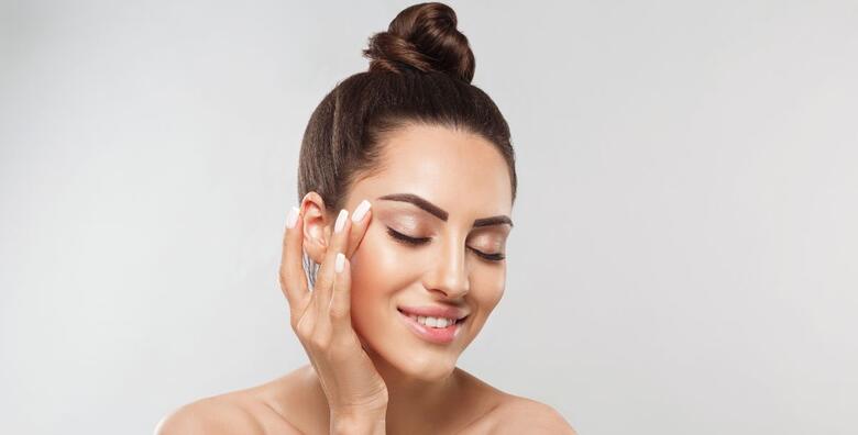 Mikrodermoabrazija lica + fototerapija LED maskom + ampula hyalurona ili kolagena u Beauty salonu LaVi